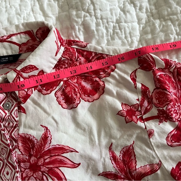 Red Floral Button-Up Shirt - Picture 5 of 6